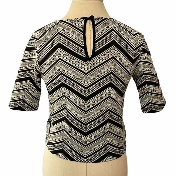Chevron Striped Top - Picture 4 of 11